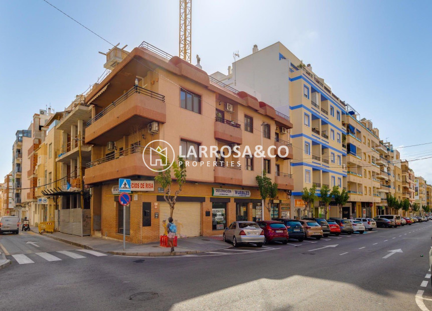 Herverkoop - Apartment - Torrevieja - Centro