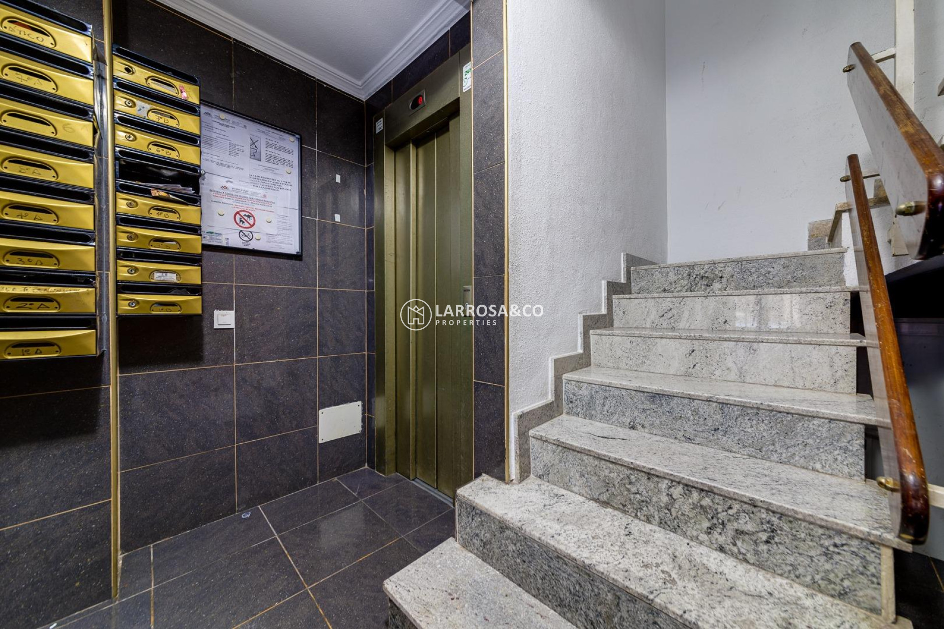 Herverkoop - Apartment - Torrevieja - Centro