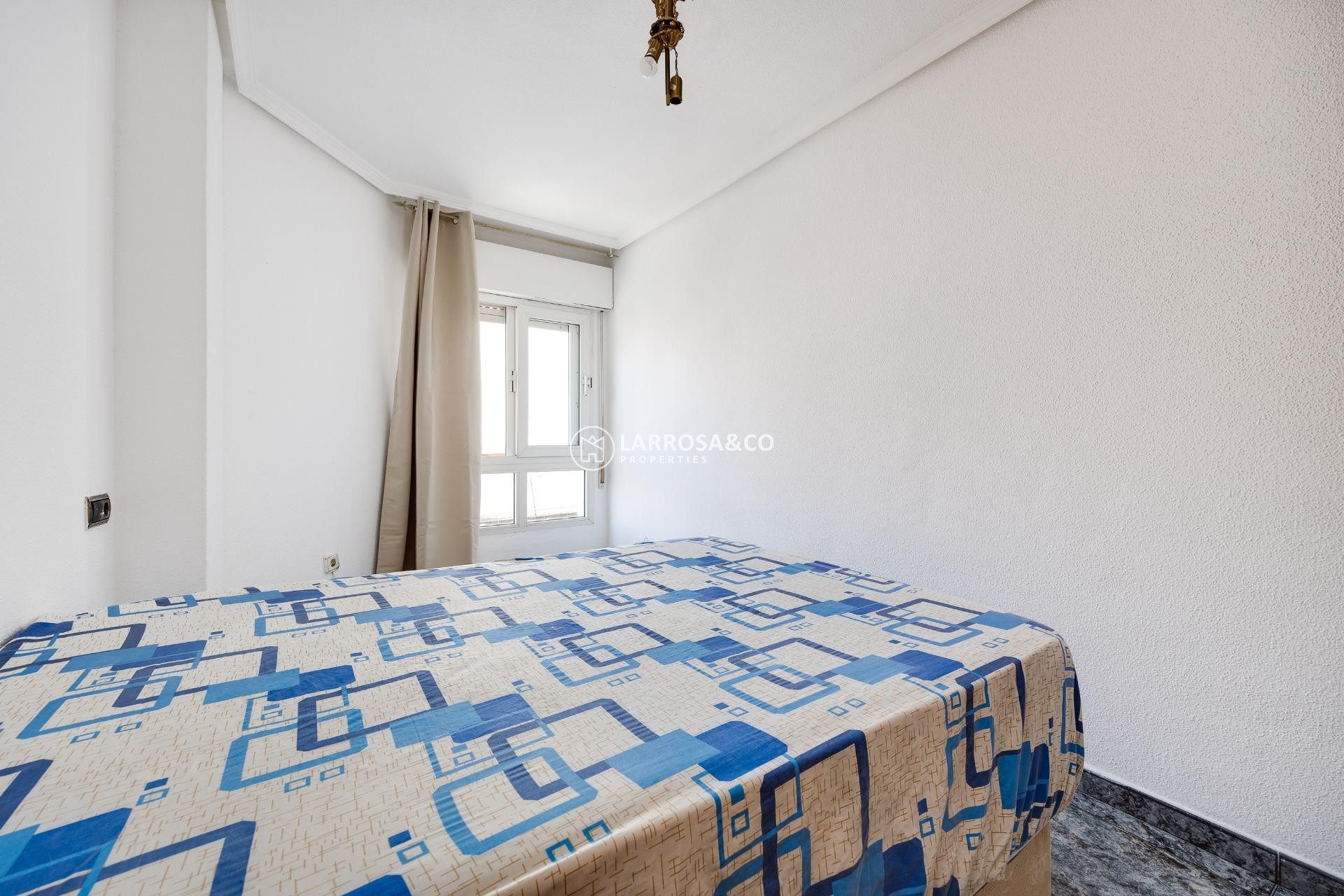 Herverkoop - Apartment - Torrevieja - Centro