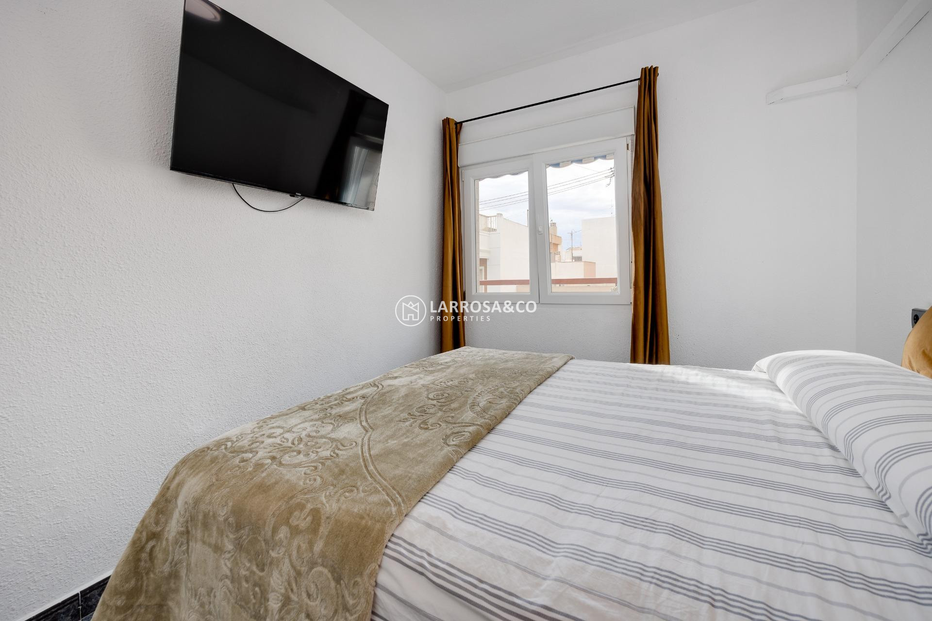 Herverkoop - Apartment - Torrevieja - Centro