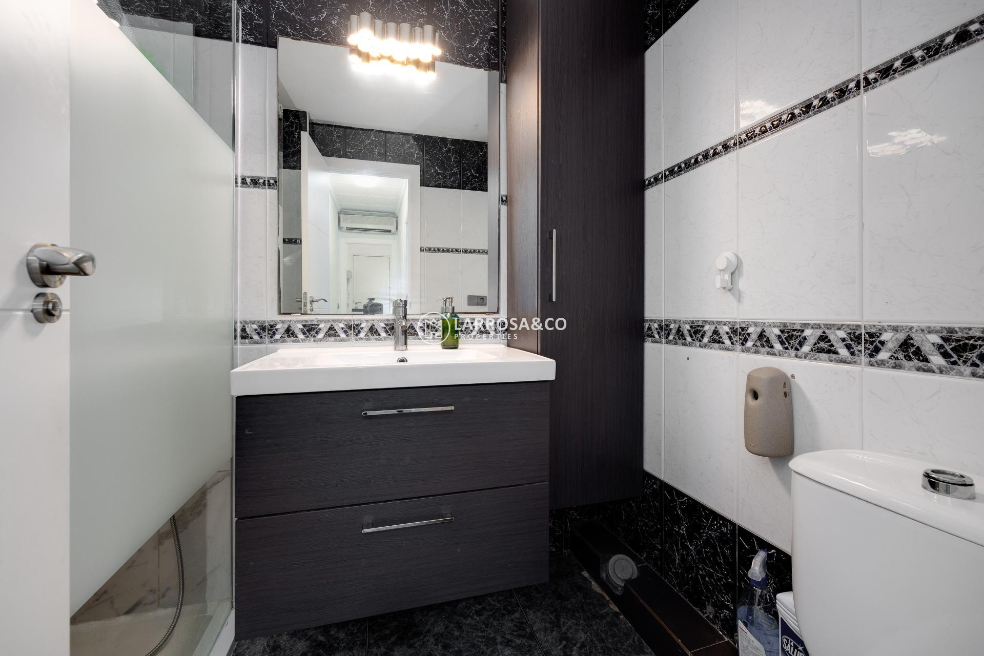 Herverkoop - Apartment - Torrevieja - Centro