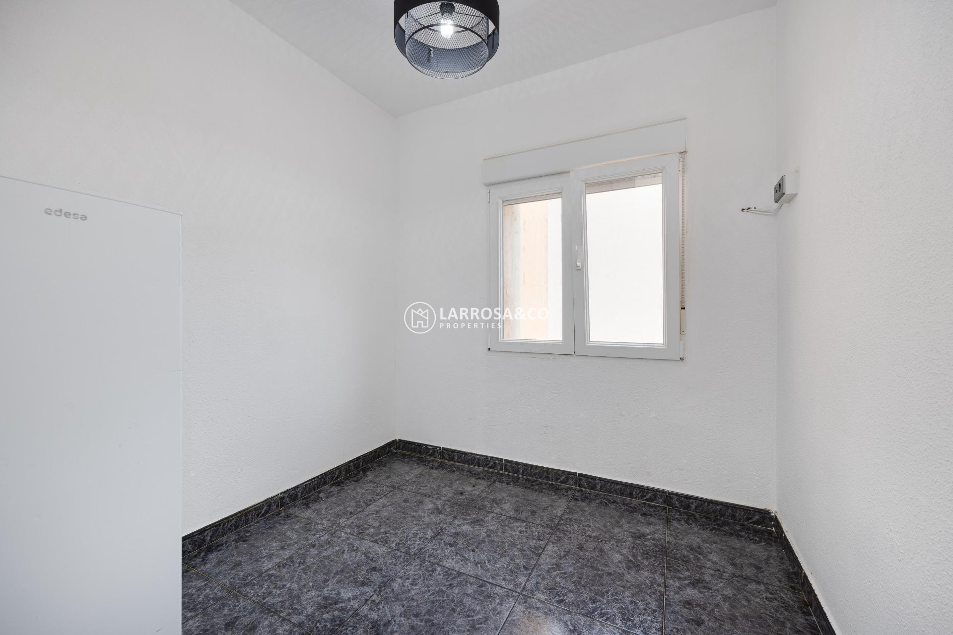 Herverkoop - Apartment - Torrevieja - Centro