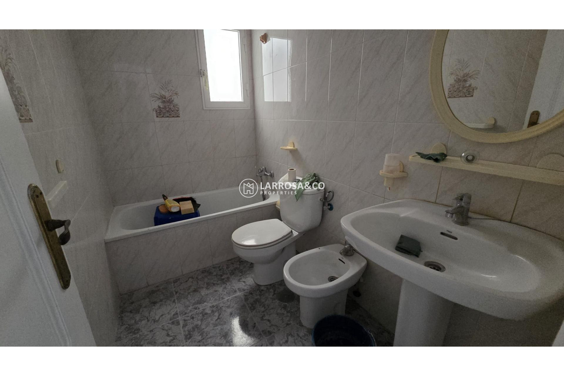 Herverkoop - Apartment - Torrevieja - Centro
