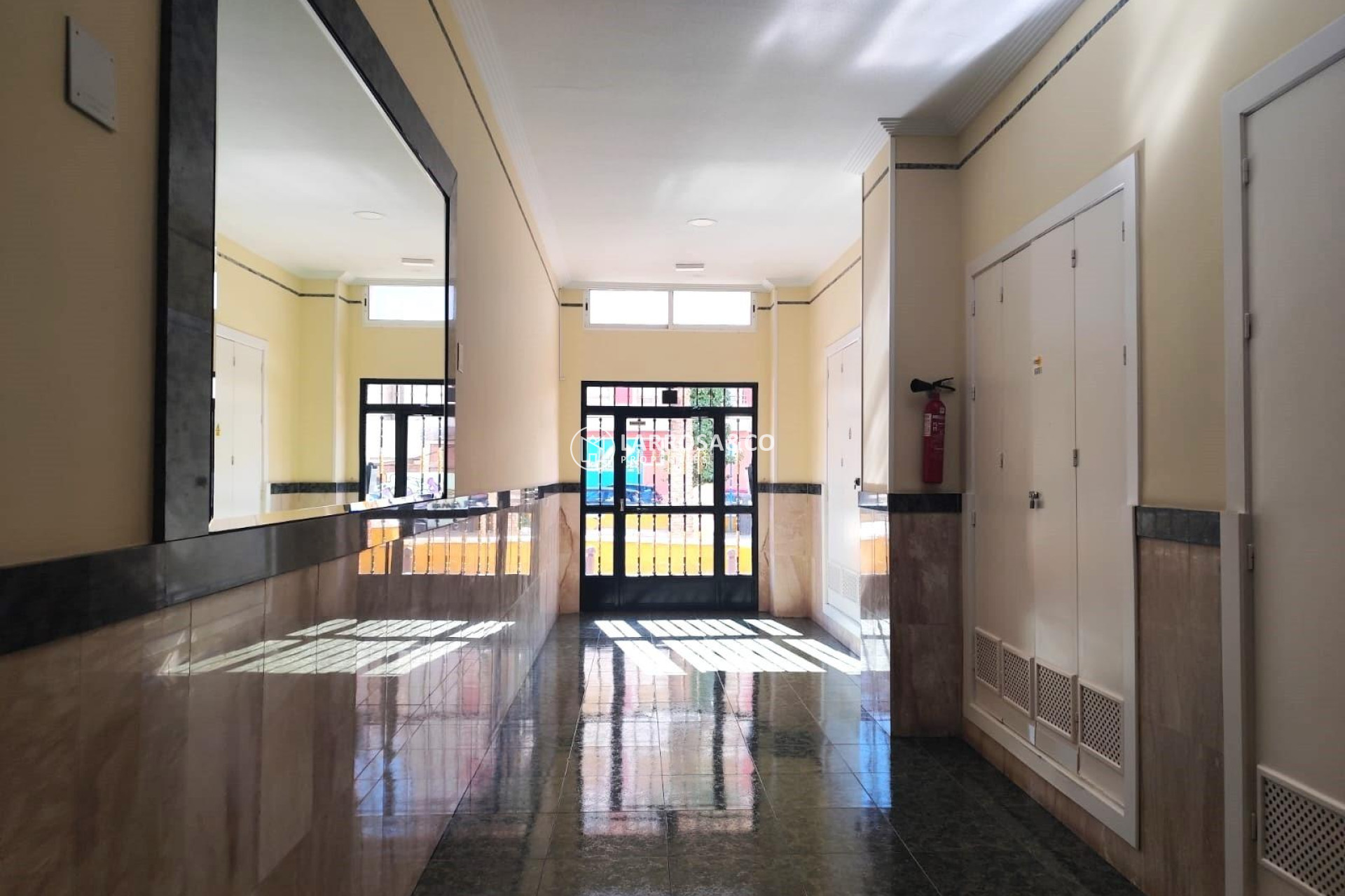 Herverkoop - Apartment - Torrevieja - Centro