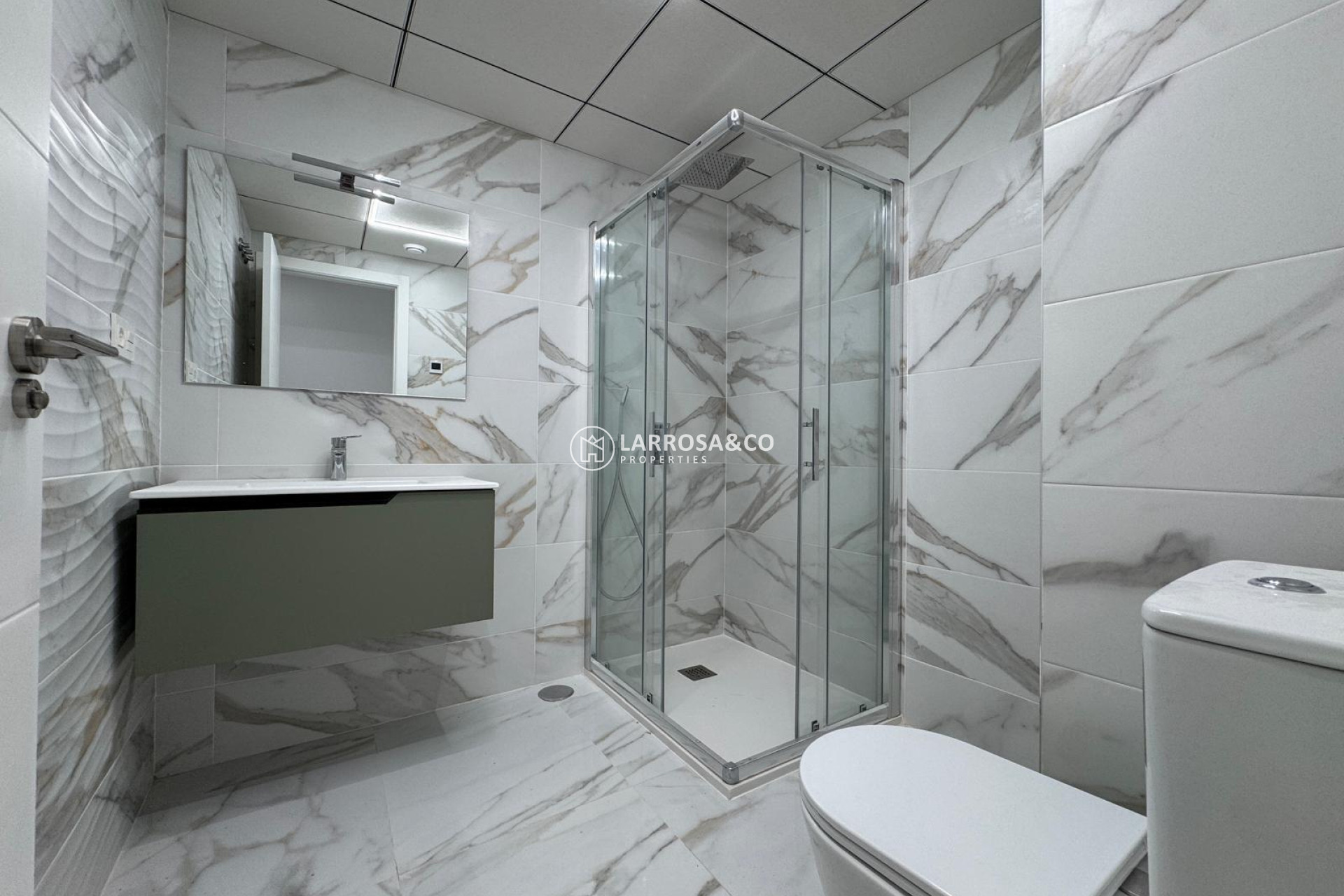 Herverkoop - Apartment - Torrevieja - Centro