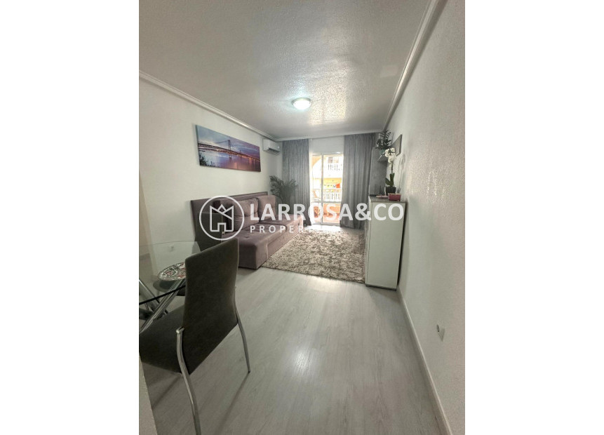 Herverkoop - Apartment - Torrevieja - Centro