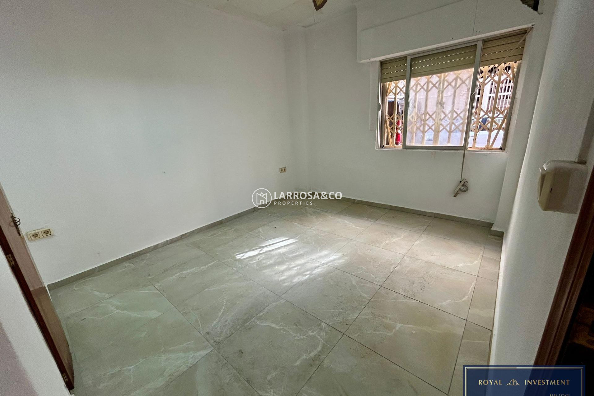 Herverkoop - Apartment - Torrevieja - Centro