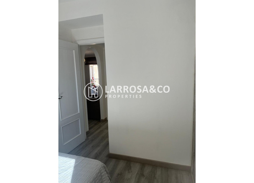 Herverkoop - Apartment - Torrevieja - Centro