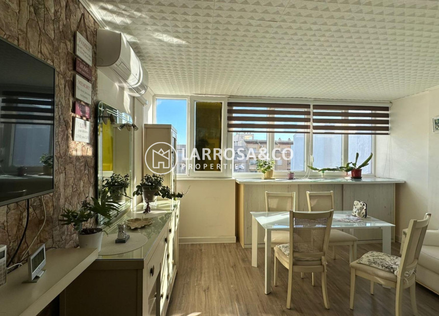 Herverkoop - Apartment - Torrevieja - Centro