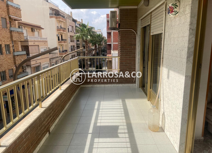Herverkoop - Apartment - Torrevieja - Centro