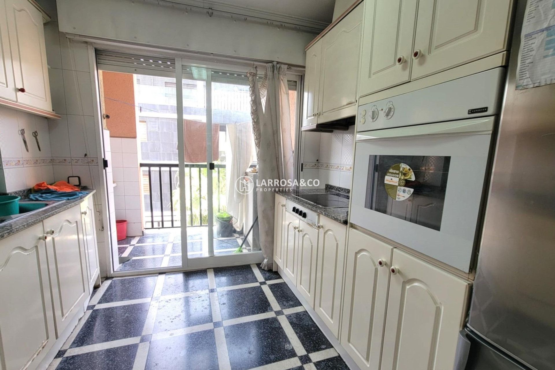 Herverkoop - Apartment - Torrevieja - Centro