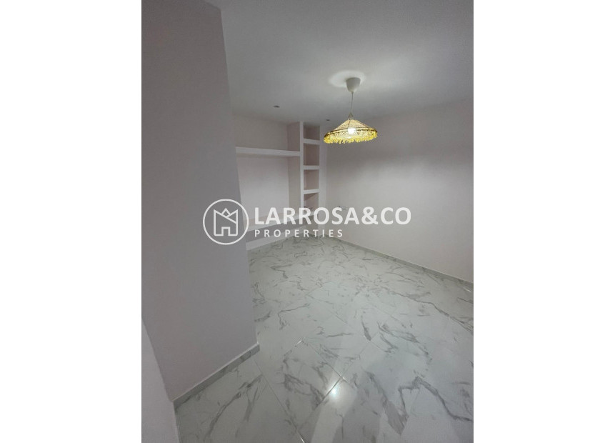 Herverkoop - Apartment - Torrevieja - Costa Blanca