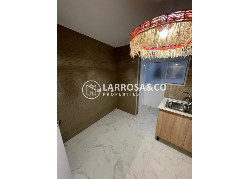 Herverkoop - Apartment - Torrevieja - Costa Blanca