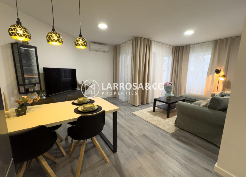 Herverkoop - Apartment - Torrevieja - Curva del Palangre