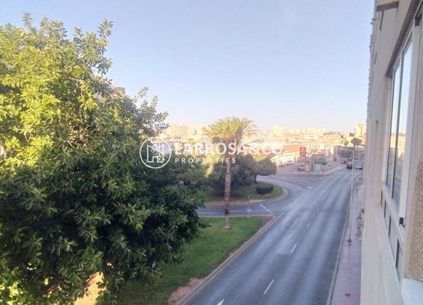 Herverkoop - Apartment - Torrevieja - El molino