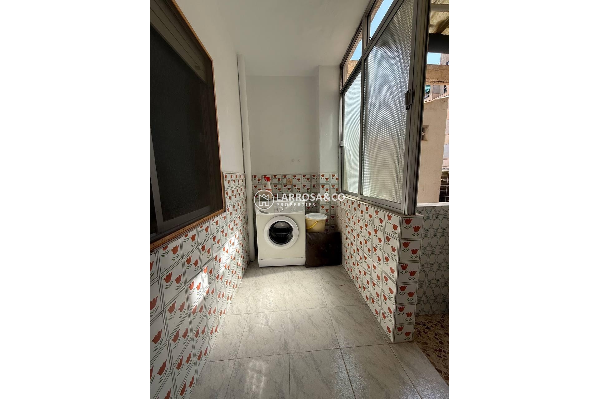 Herverkoop - Apartment - Torrevieja - Estacion de autobuses