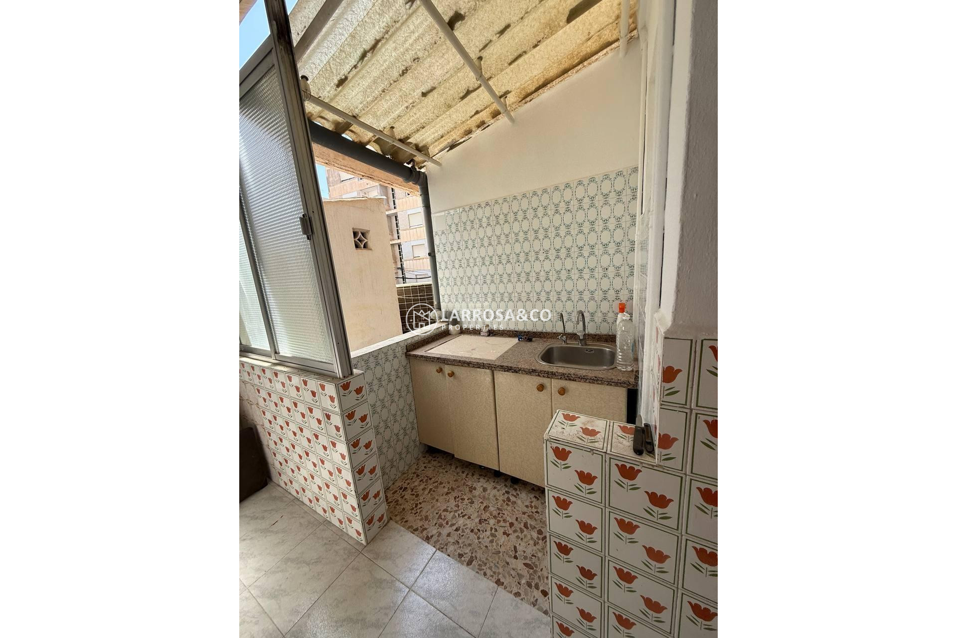 Herverkoop - Apartment - Torrevieja - Estacion de autobuses