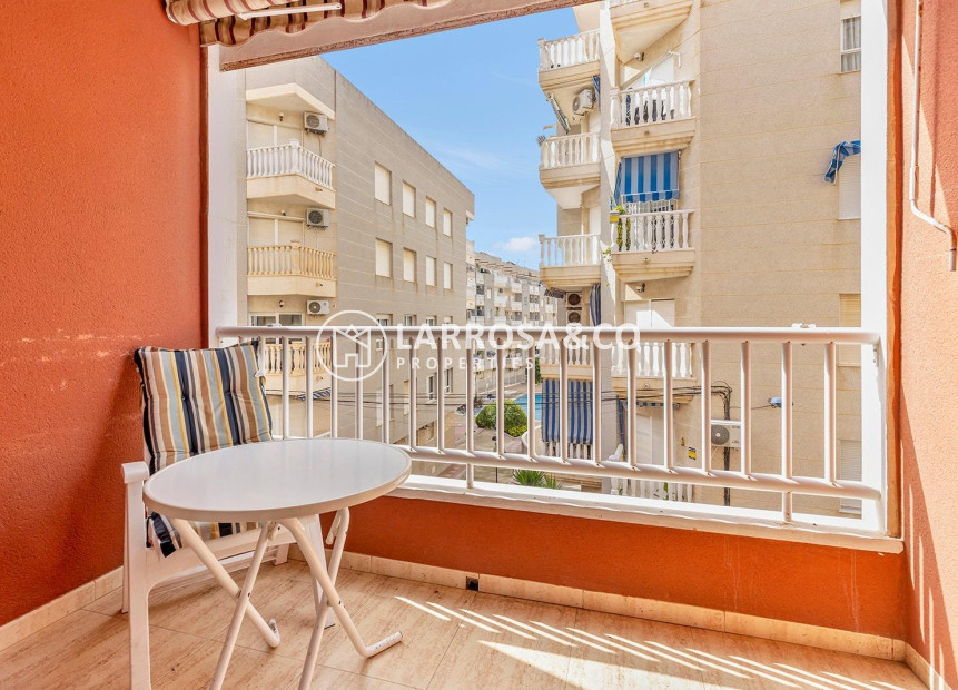 Herverkoop - Apartment - Torrevieja - Estacion de autobuses