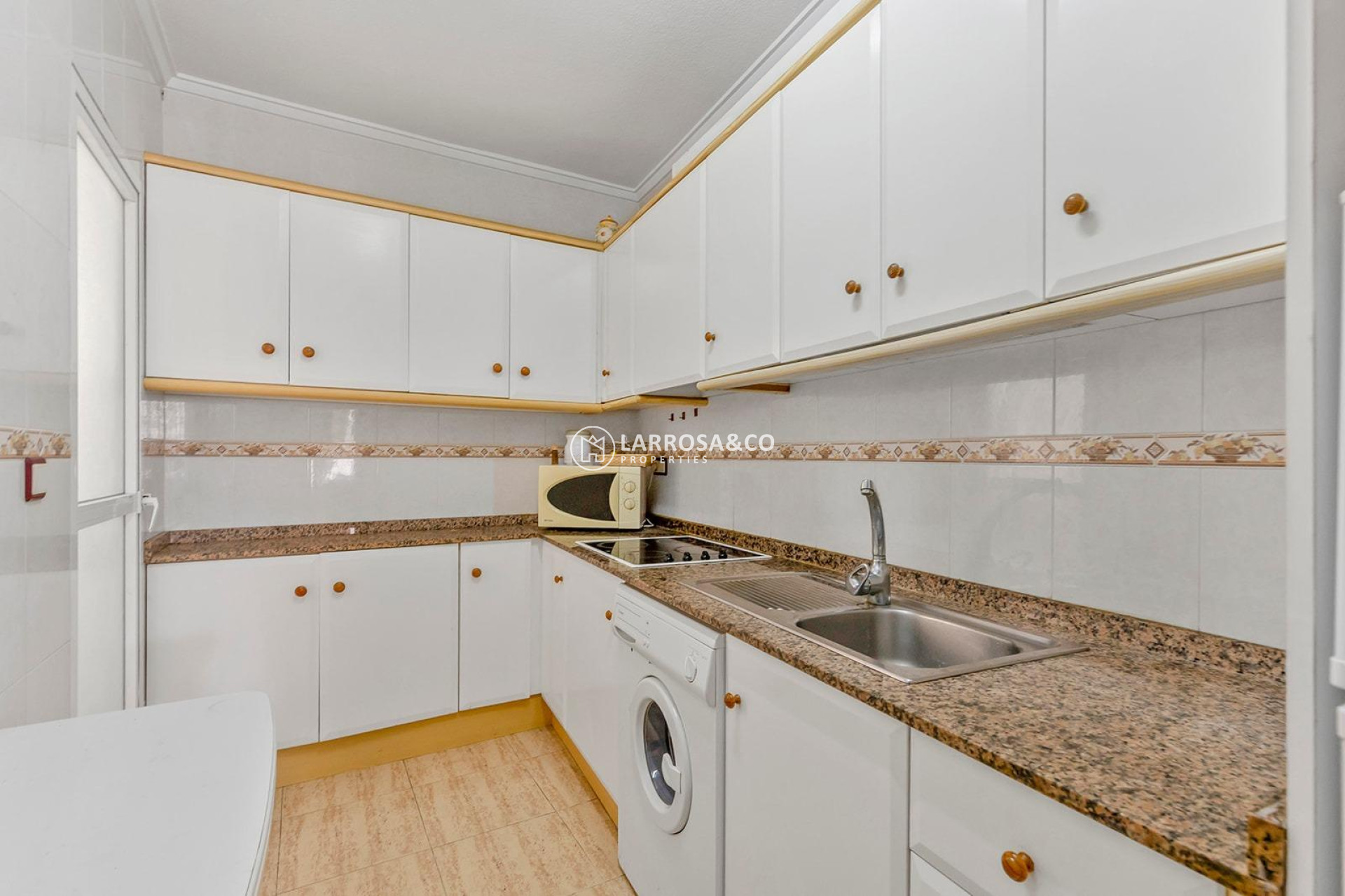 Herverkoop - Apartment - Torrevieja - Estacion de autobuses