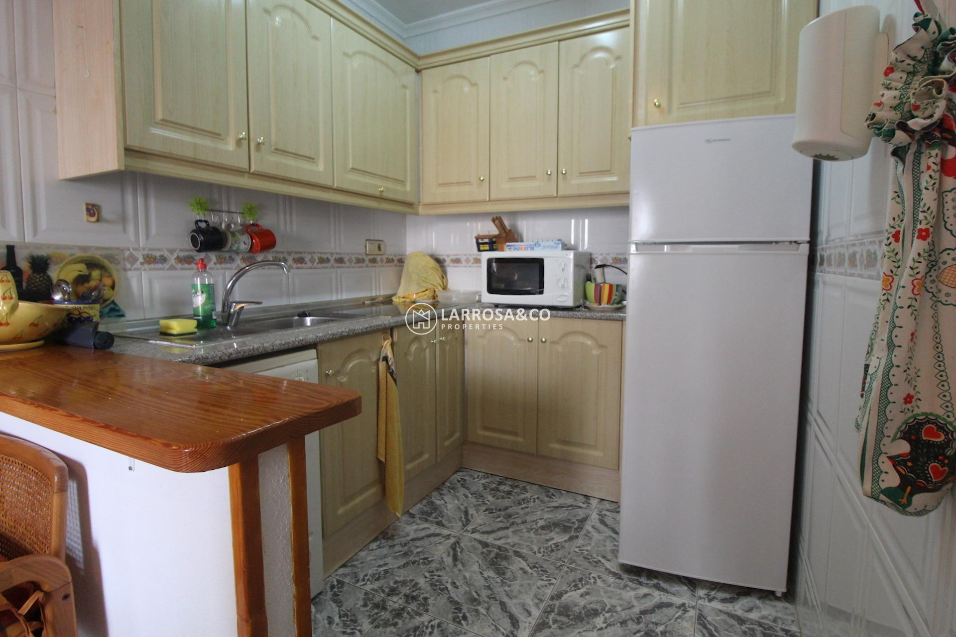 Herverkoop - Apartment - Torrevieja - Estacion de autobuses