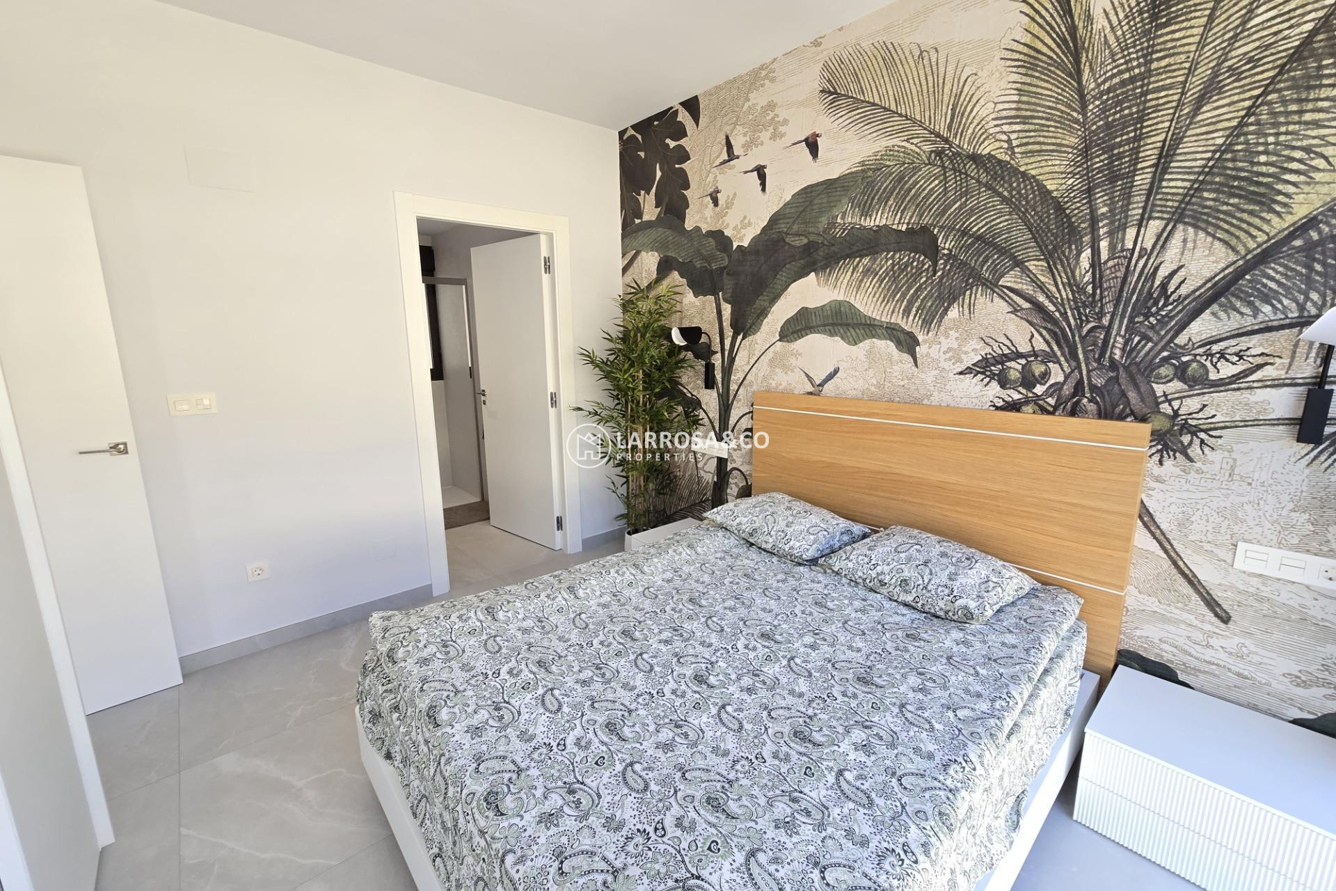 Herverkoop - Apartment - Torrevieja - Estacion de autobuses