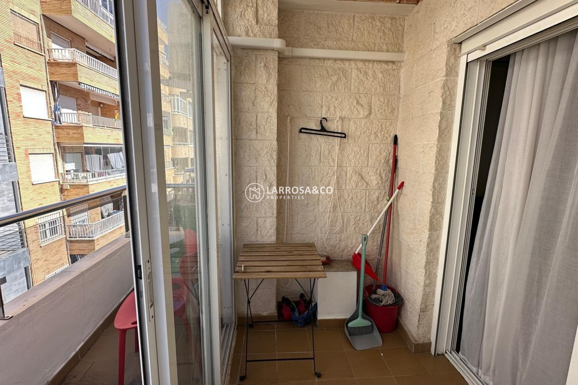 Herverkoop - Apartment - Torrevieja - Estacion de autobuses