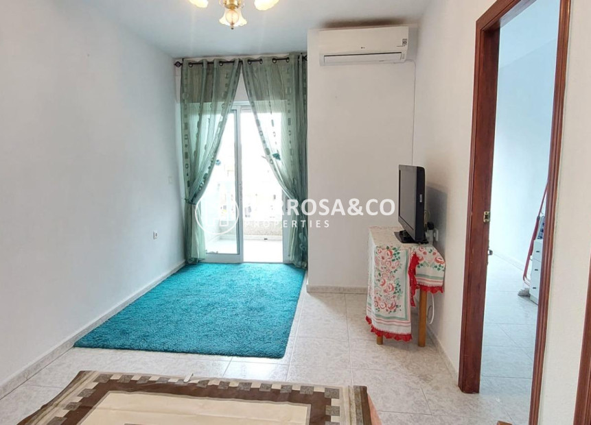 Herverkoop - Apartment - Torrevieja - Estacion de autobuses