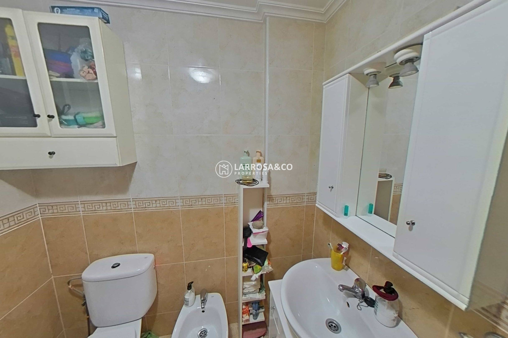 Herverkoop - Apartment - Torrevieja - Estacion de autobuses