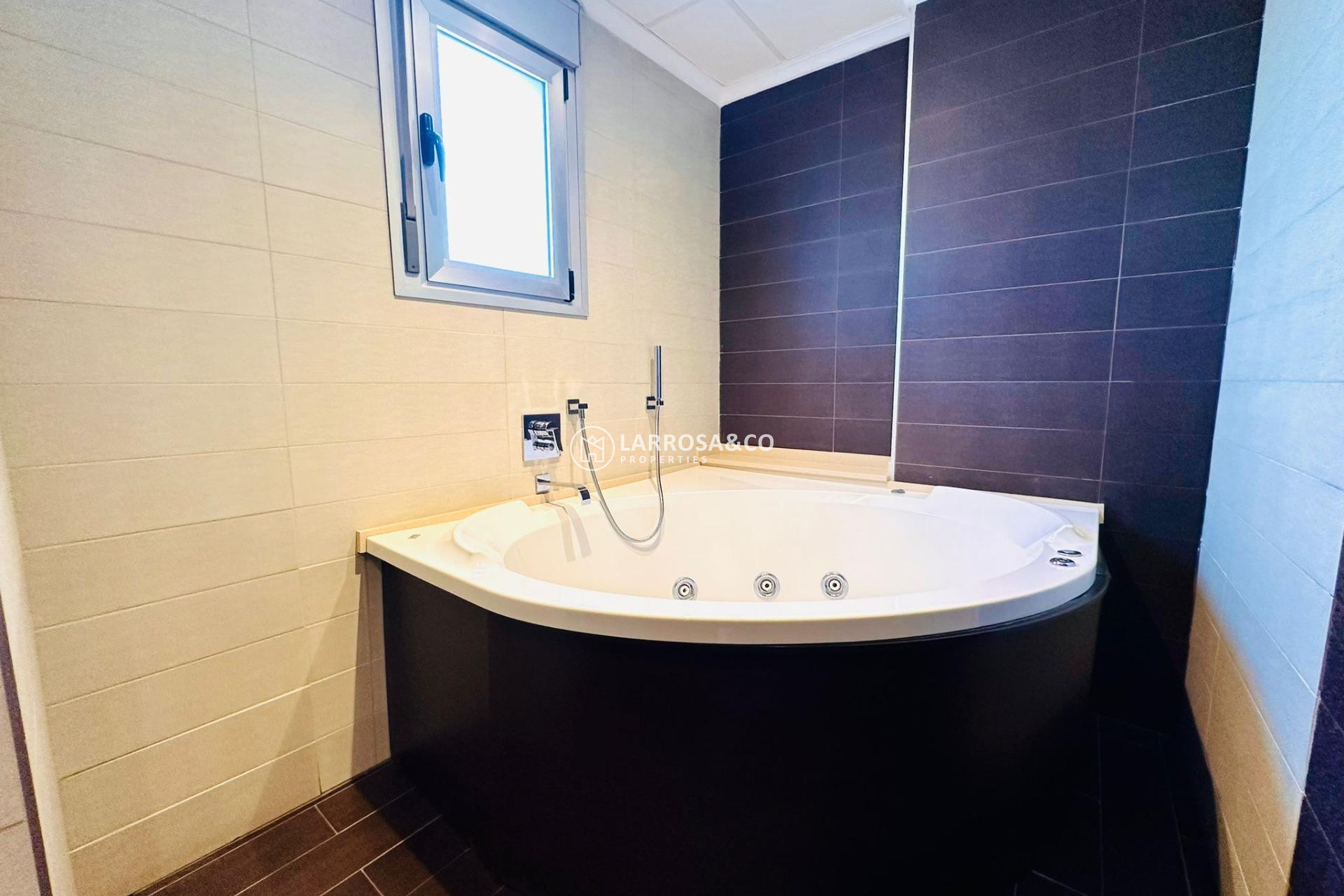 Herverkoop - Apartment - Torrevieja - Estacion de autobuses