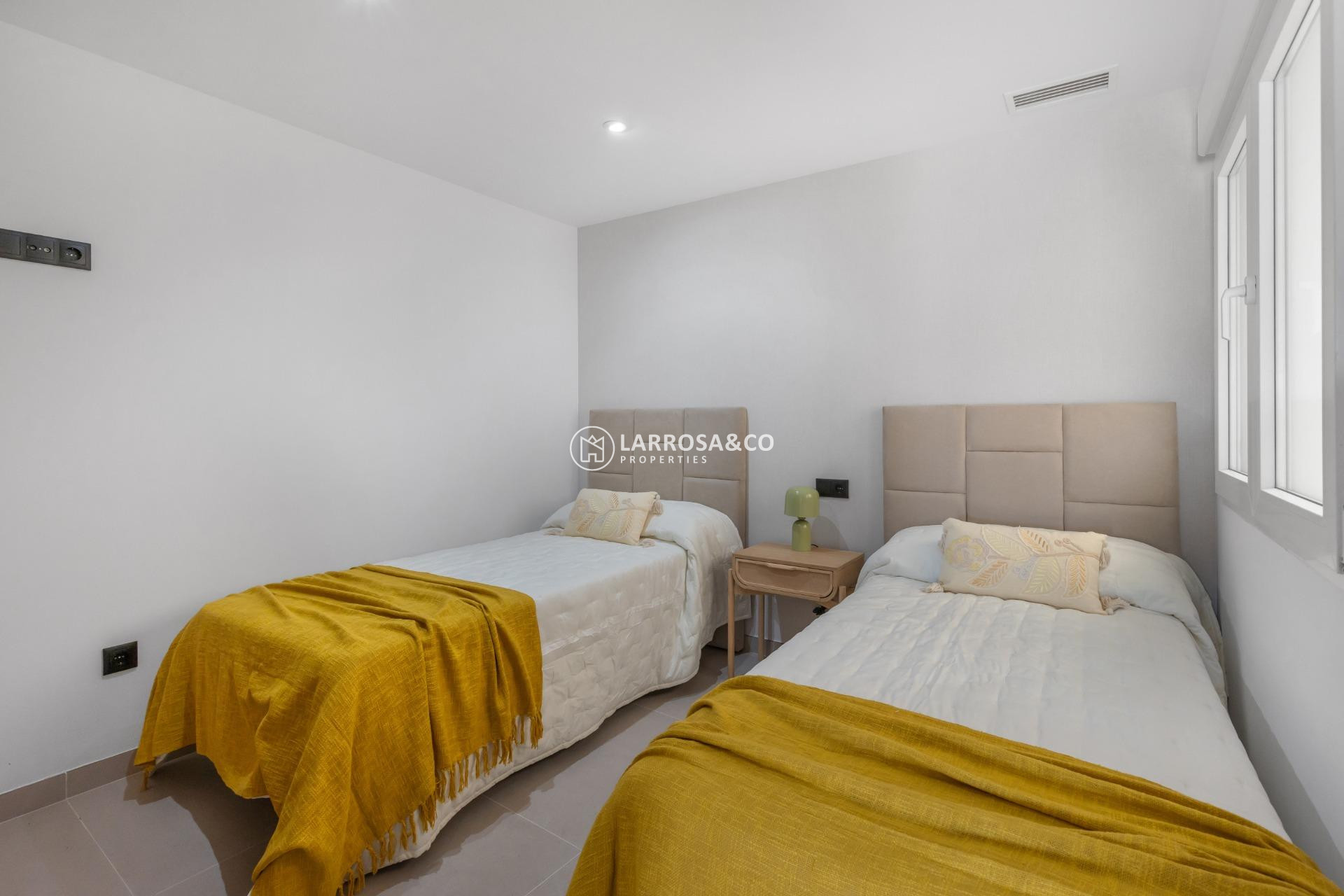 Herverkoop - Apartment - Torrevieja - La Mata