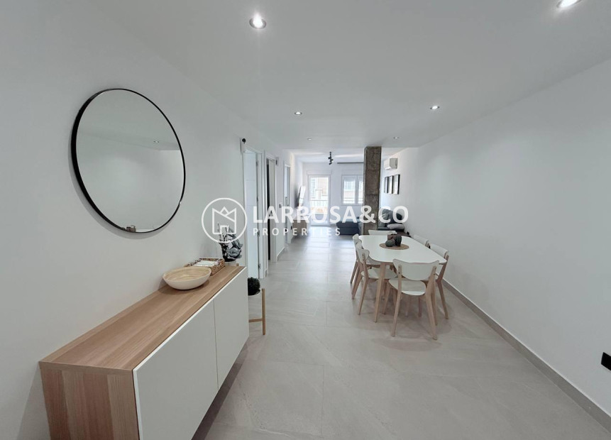 Herverkoop - Apartment - Torrevieja - La Mata