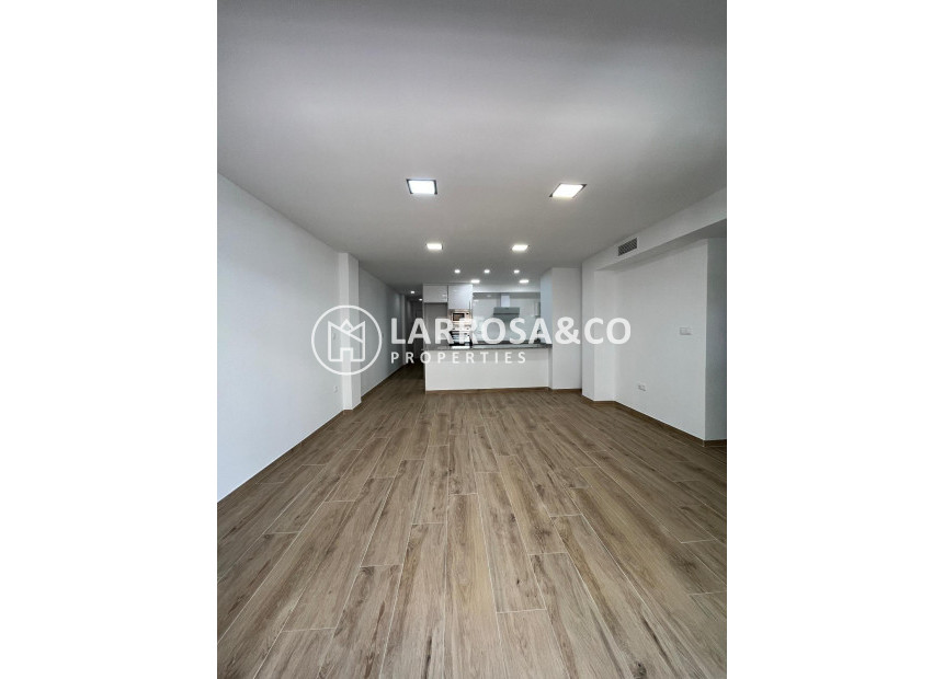 Herverkoop - Apartment - Torrevieja - La Mata