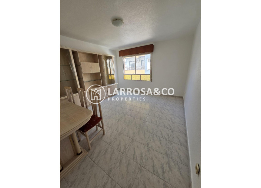 Herverkoop - Apartment - Torrevieja - Las Piscinas Naturales