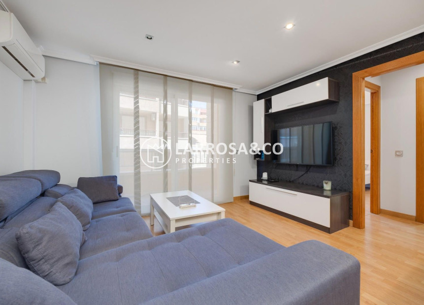 Herverkoop - Apartment - Torrevieja - Los Locos Beach