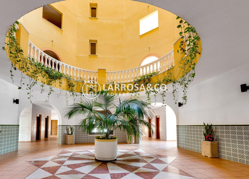 Herverkoop - Apartment - Torrevieja - Los Locos Beach