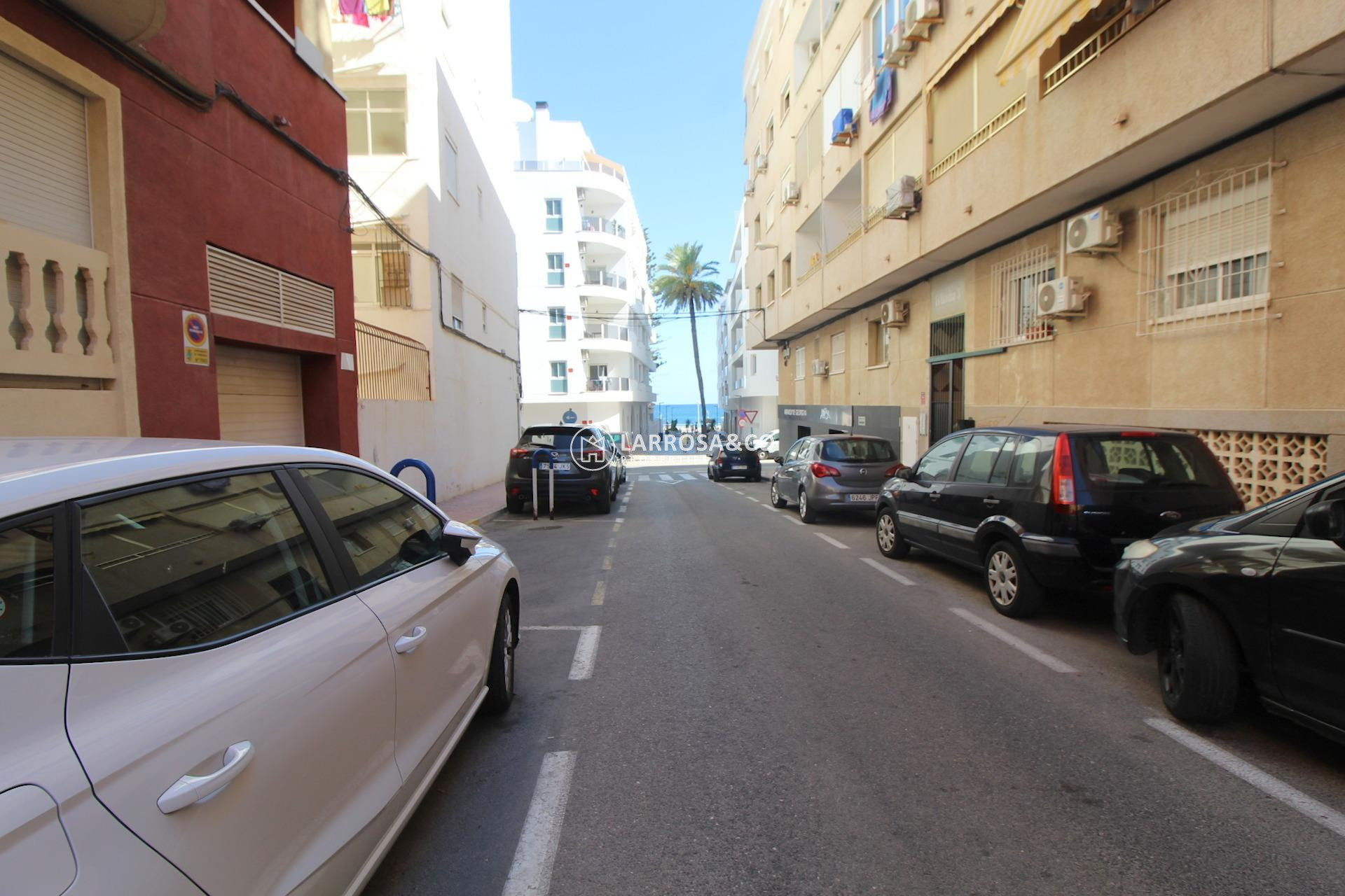 Herverkoop - Apartment - Torrevieja - Los Locos Beach