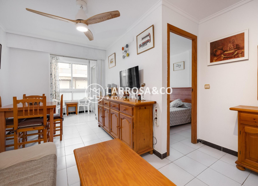 Herverkoop - Apartment - Torrevieja - Los Locos Beach