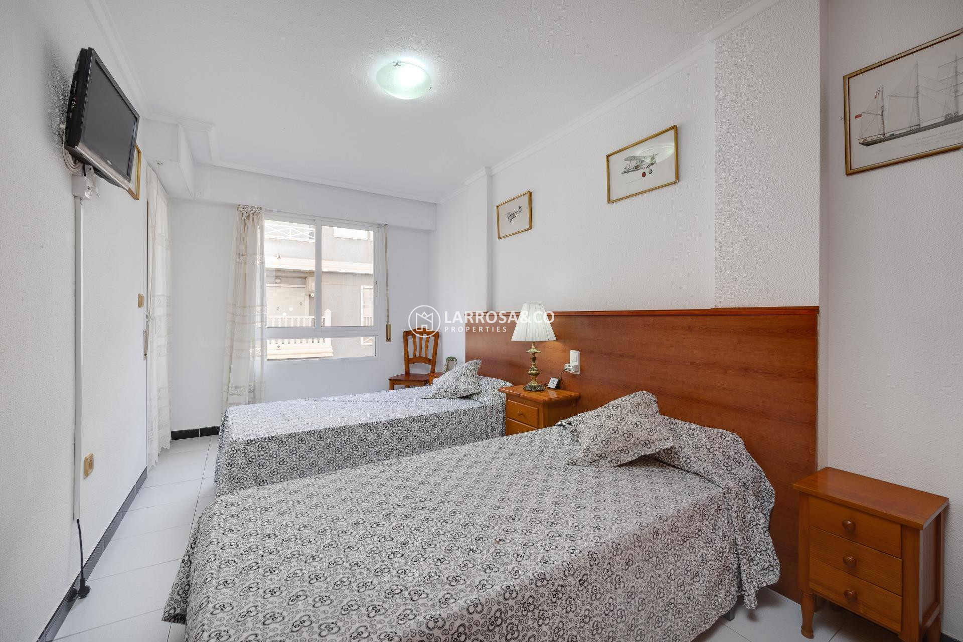 Herverkoop - Apartment - Torrevieja - Los Locos Beach