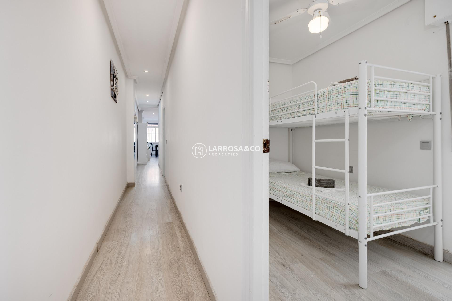 Herverkoop - Apartment - Torrevieja - Los Locos Beach