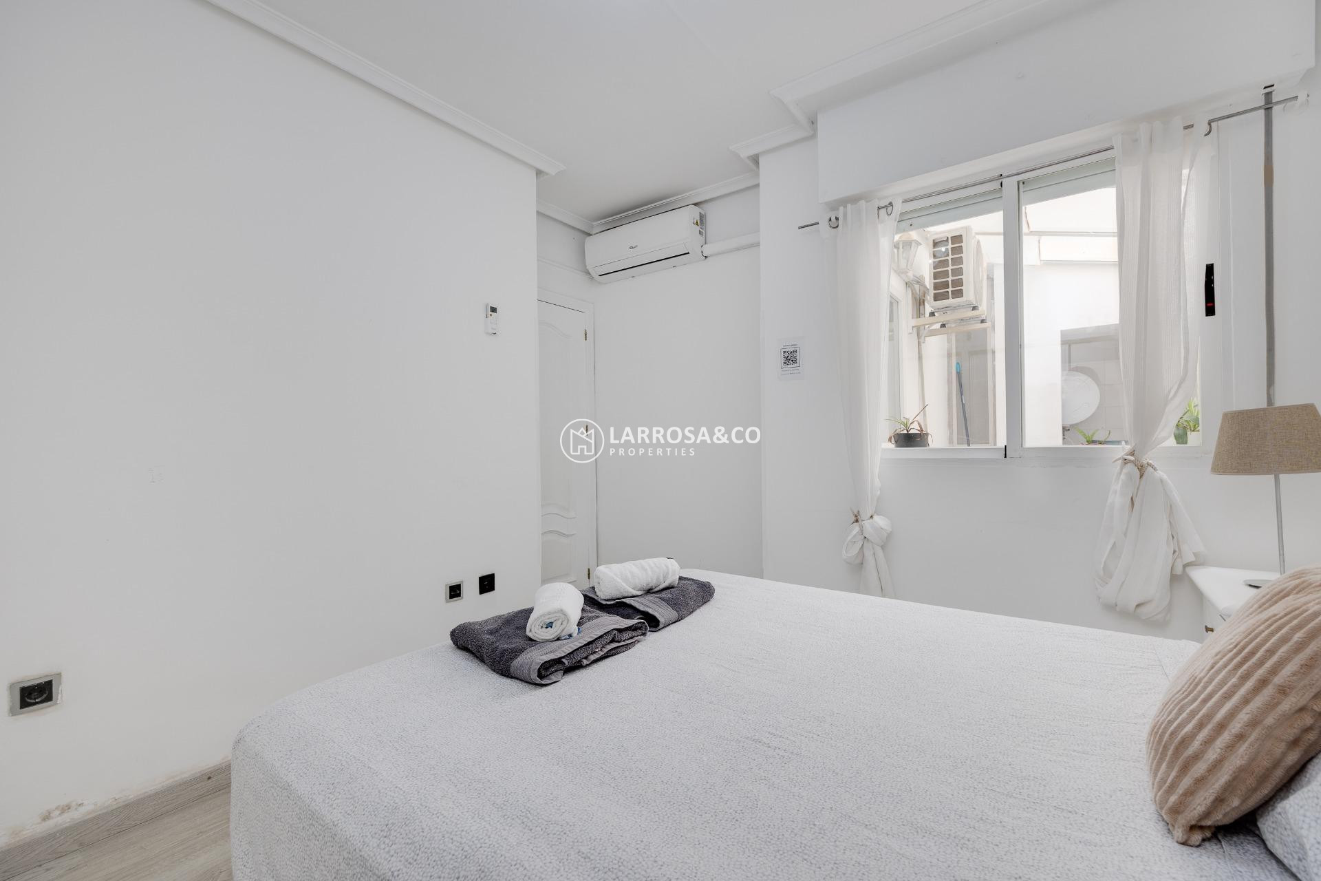 Herverkoop - Apartment - Torrevieja - Los Locos Beach