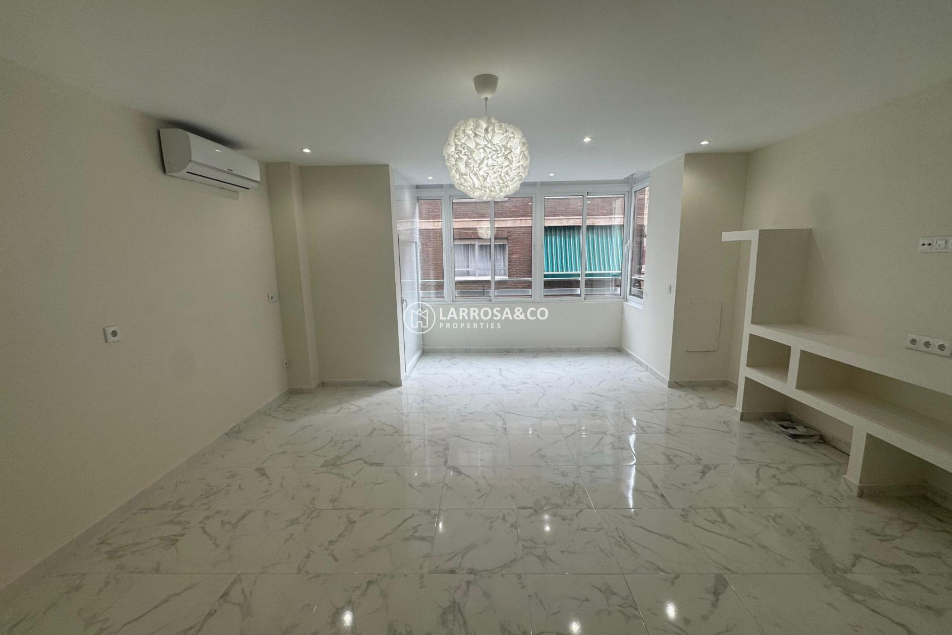 Herverkoop - Apartment - Torrevieja - Muelle Pesquero