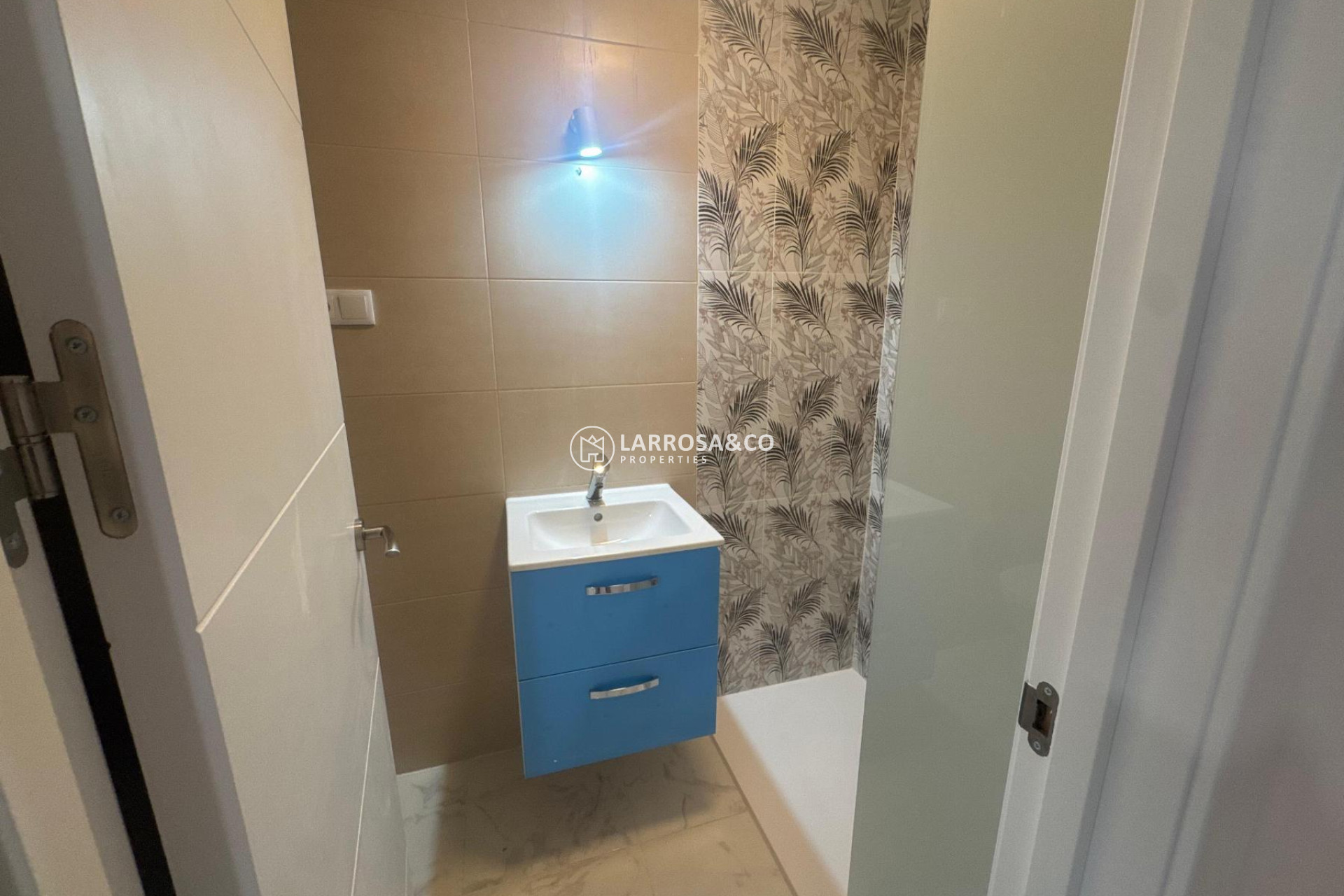 Herverkoop - Apartment - Torrevieja - Muelle Pesquero