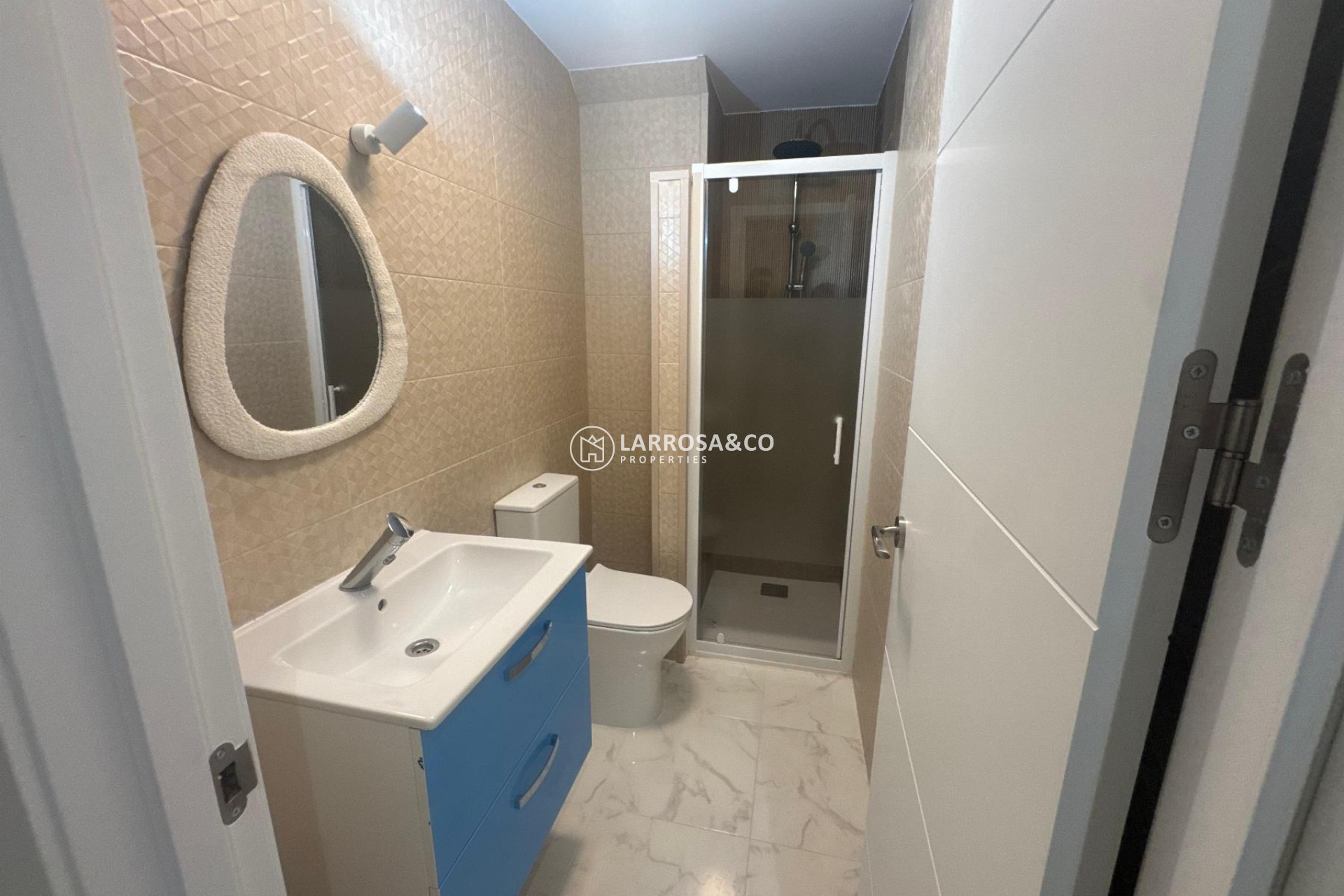 Herverkoop - Apartment - Torrevieja - Muelle Pesquero