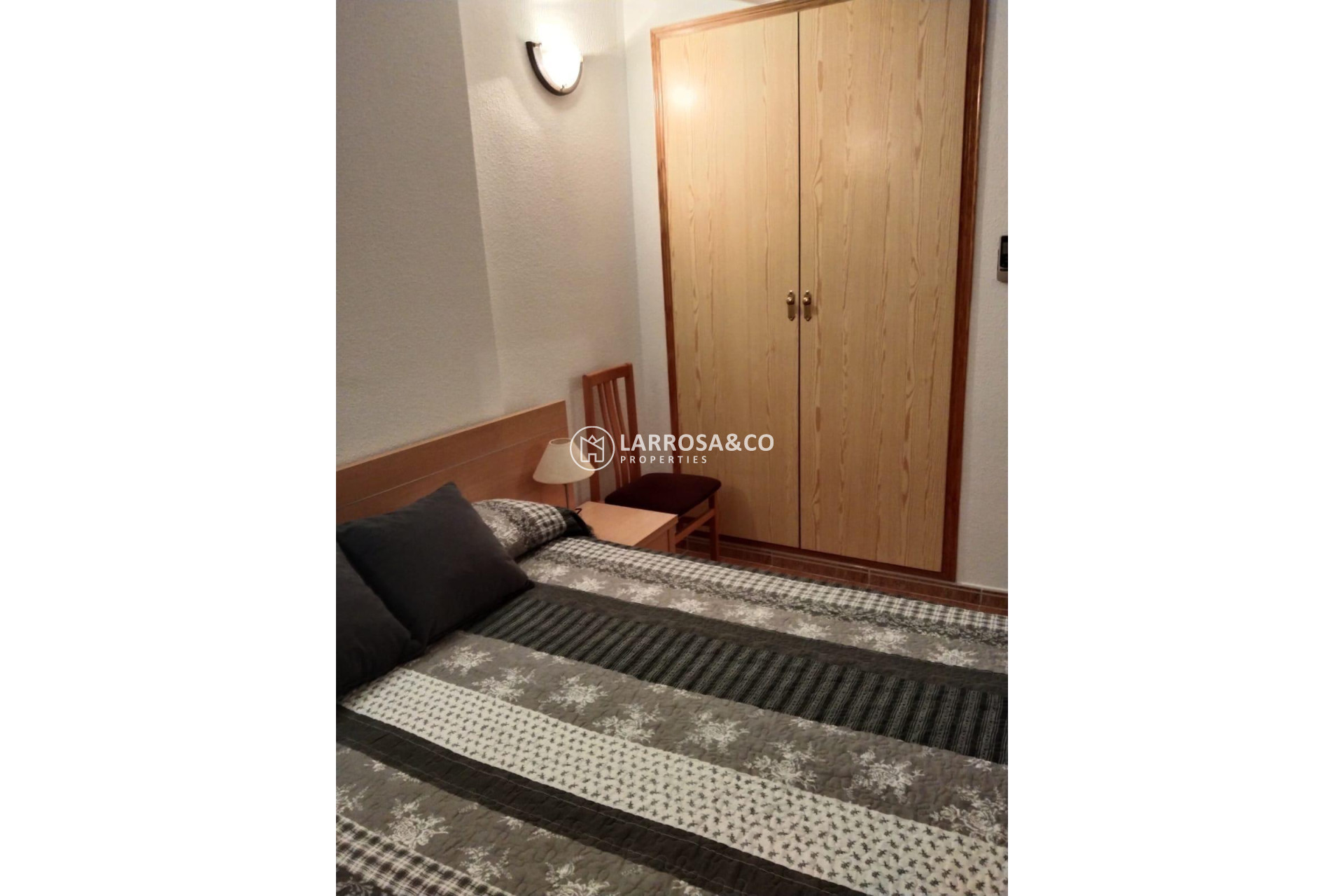 Herverkoop - Apartment - Torrevieja - Parque Acuático - Sector 25