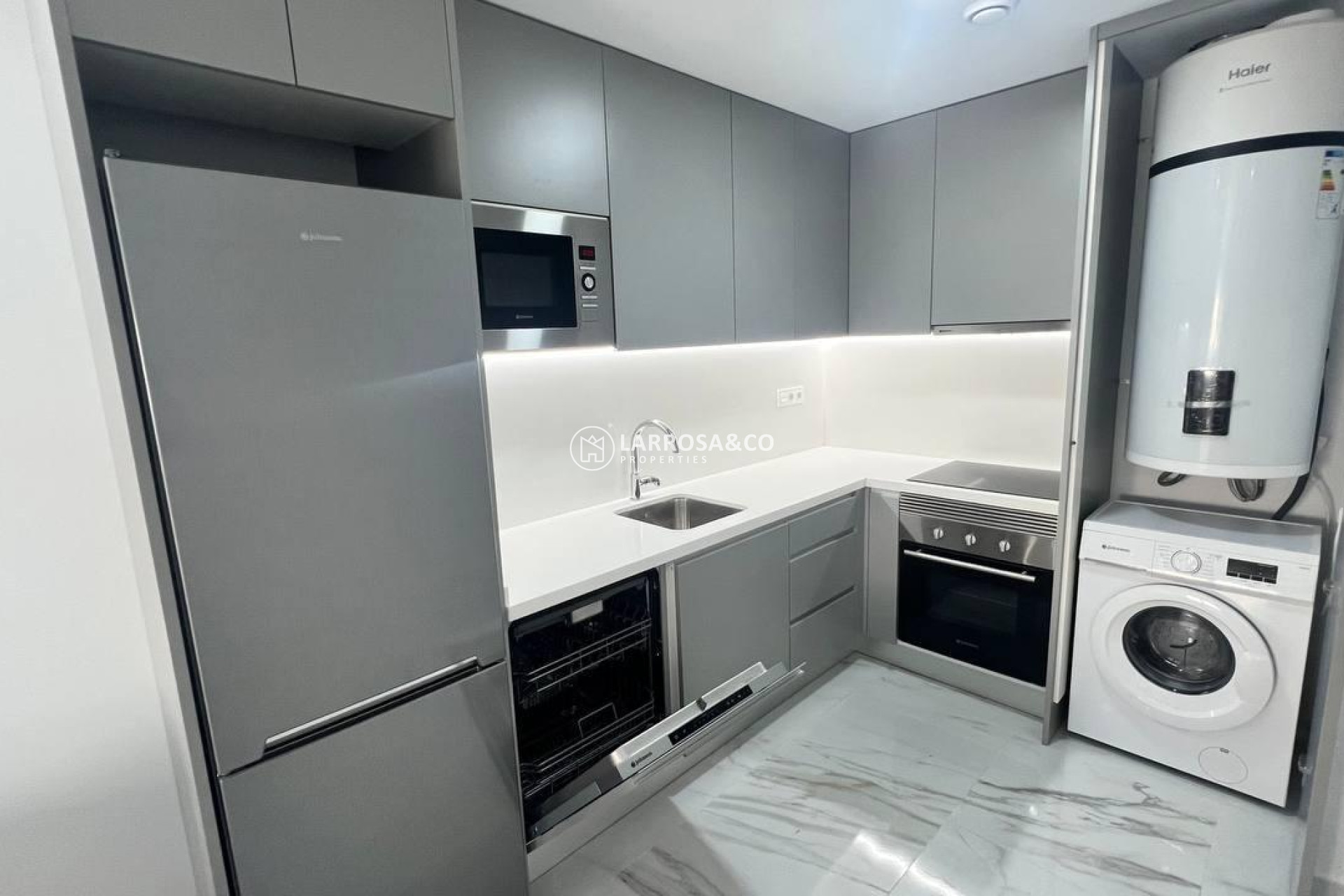 Herverkoop - Apartment - Torrevieja - Parque de las Naciones