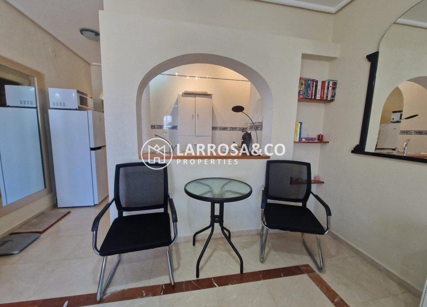 Herverkoop - Apartment - Torrevieja - Paseo maritimo