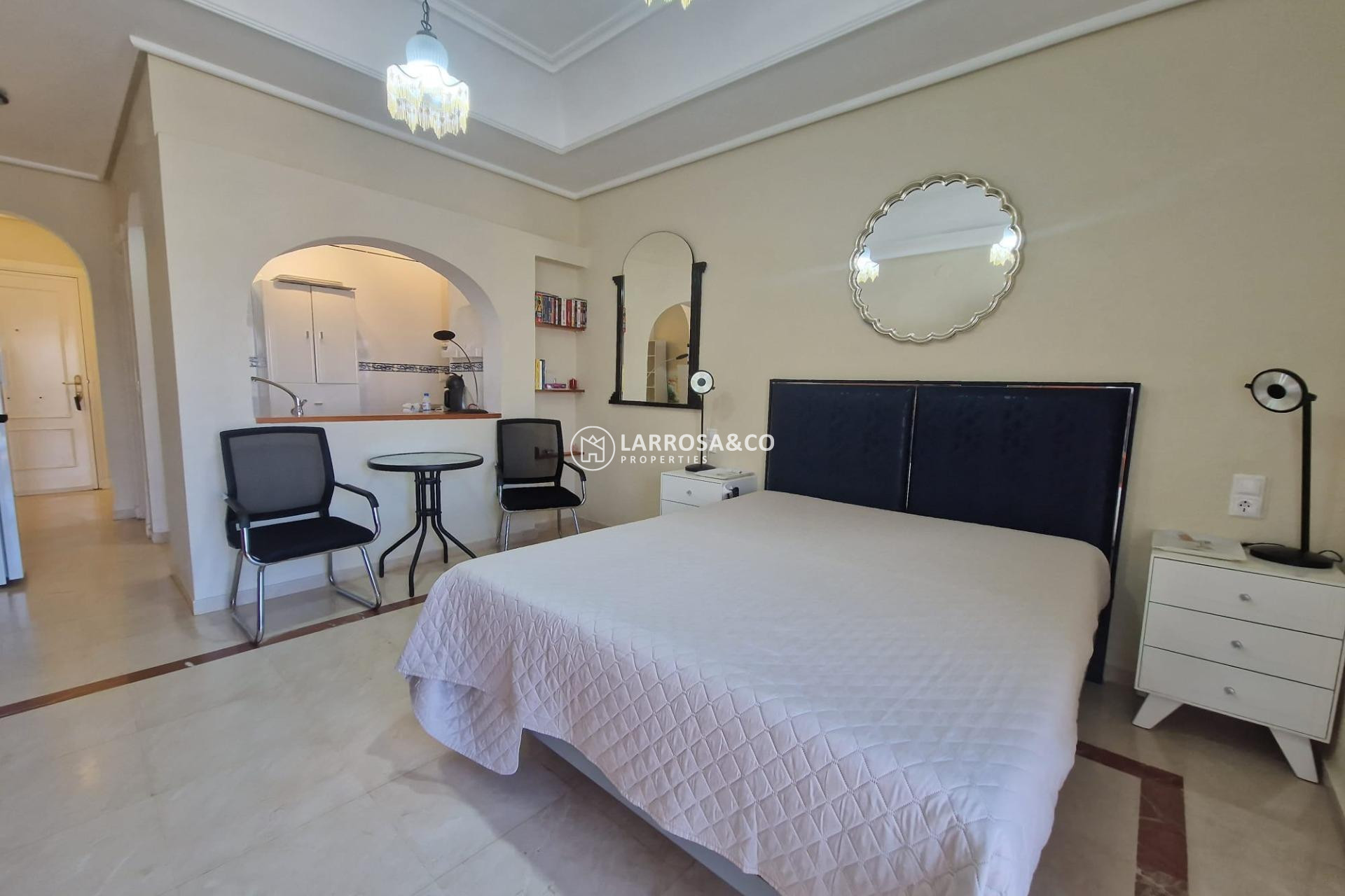 Herverkoop - Apartment - Torrevieja - Paseo maritimo