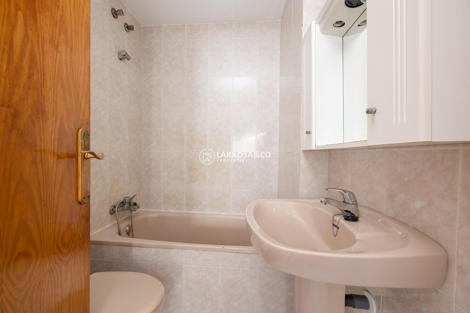 Herverkoop - Apartment - Torrevieja - Paseo maritimo