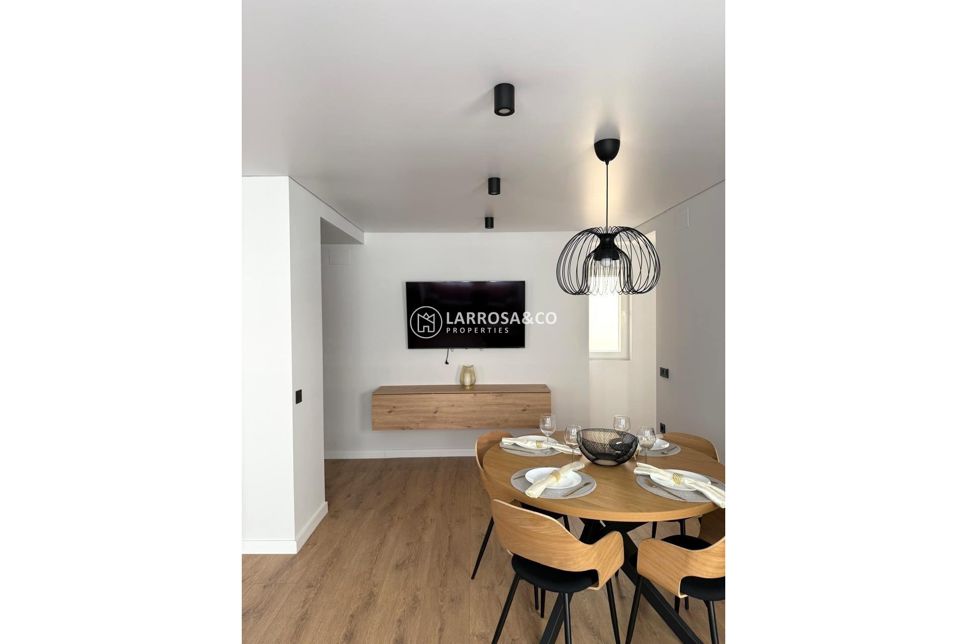 Herverkoop - Apartment - Torrevieja - Paseo maritimo