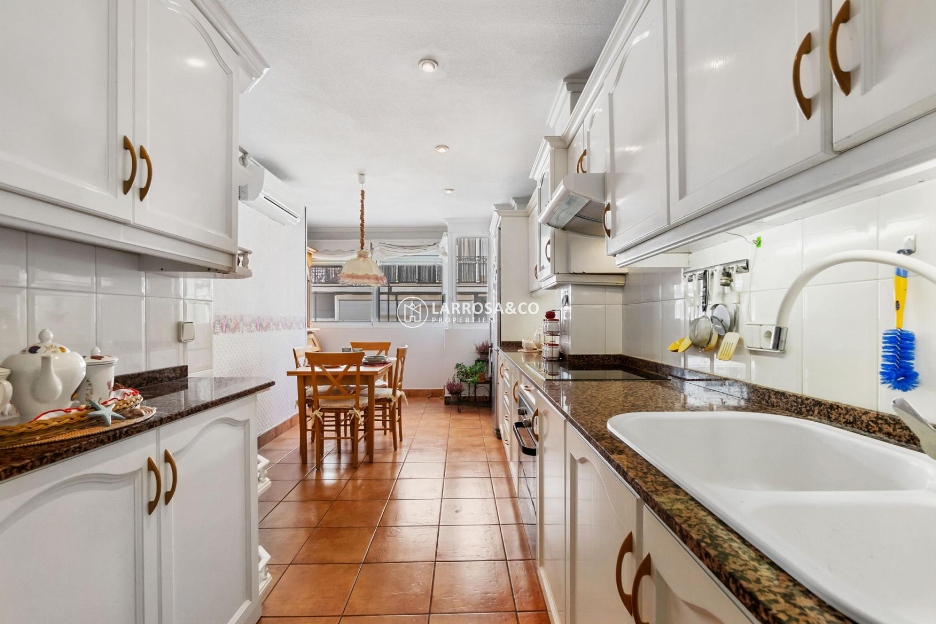 Herverkoop - Apartment - Torrevieja - Piscinas naturales